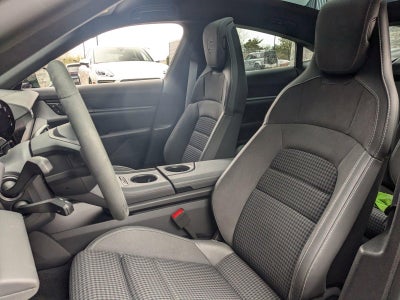 2025 Porsche Taycan RWD