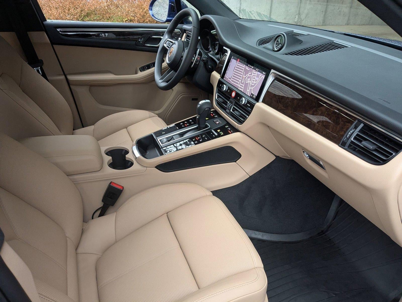 2026 Porsche Macan AWD