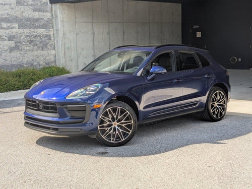 2023 Porsche Macan AWD