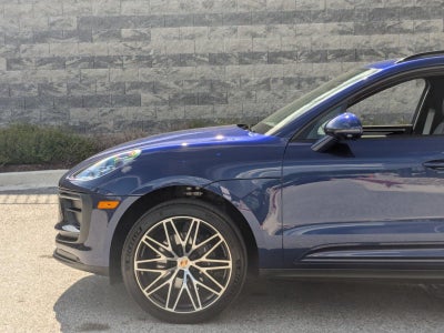 2023 Porsche Macan AWD