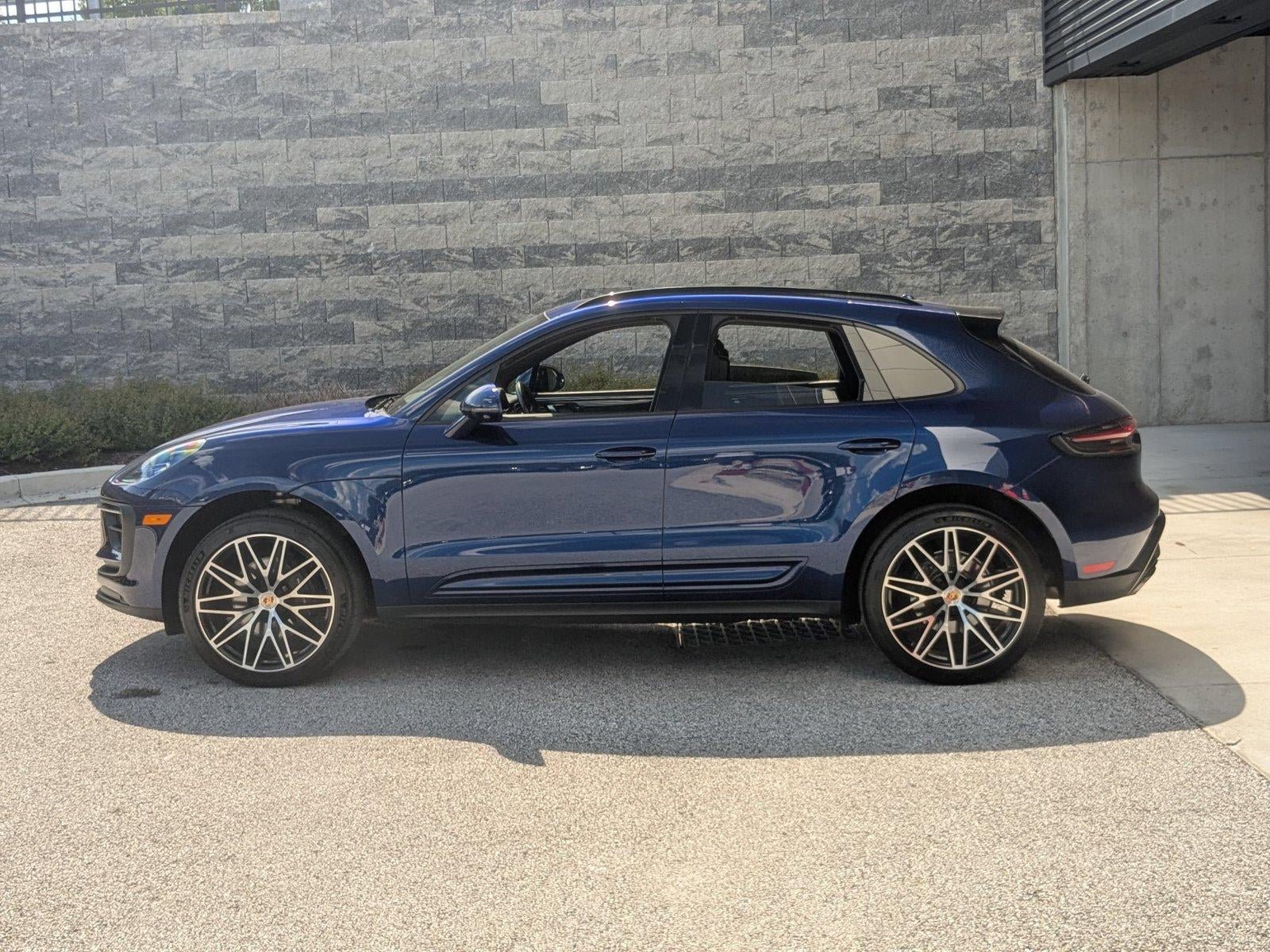 2023 Porsche Macan AWD