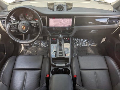 2023 Porsche Macan AWD