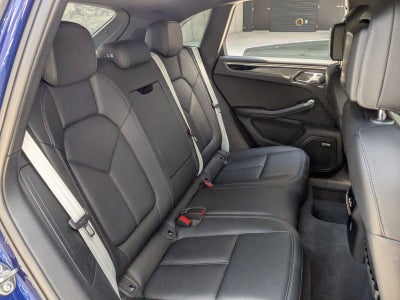 2023 Porsche Macan AWD
