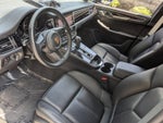 2023 Porsche Macan AWD