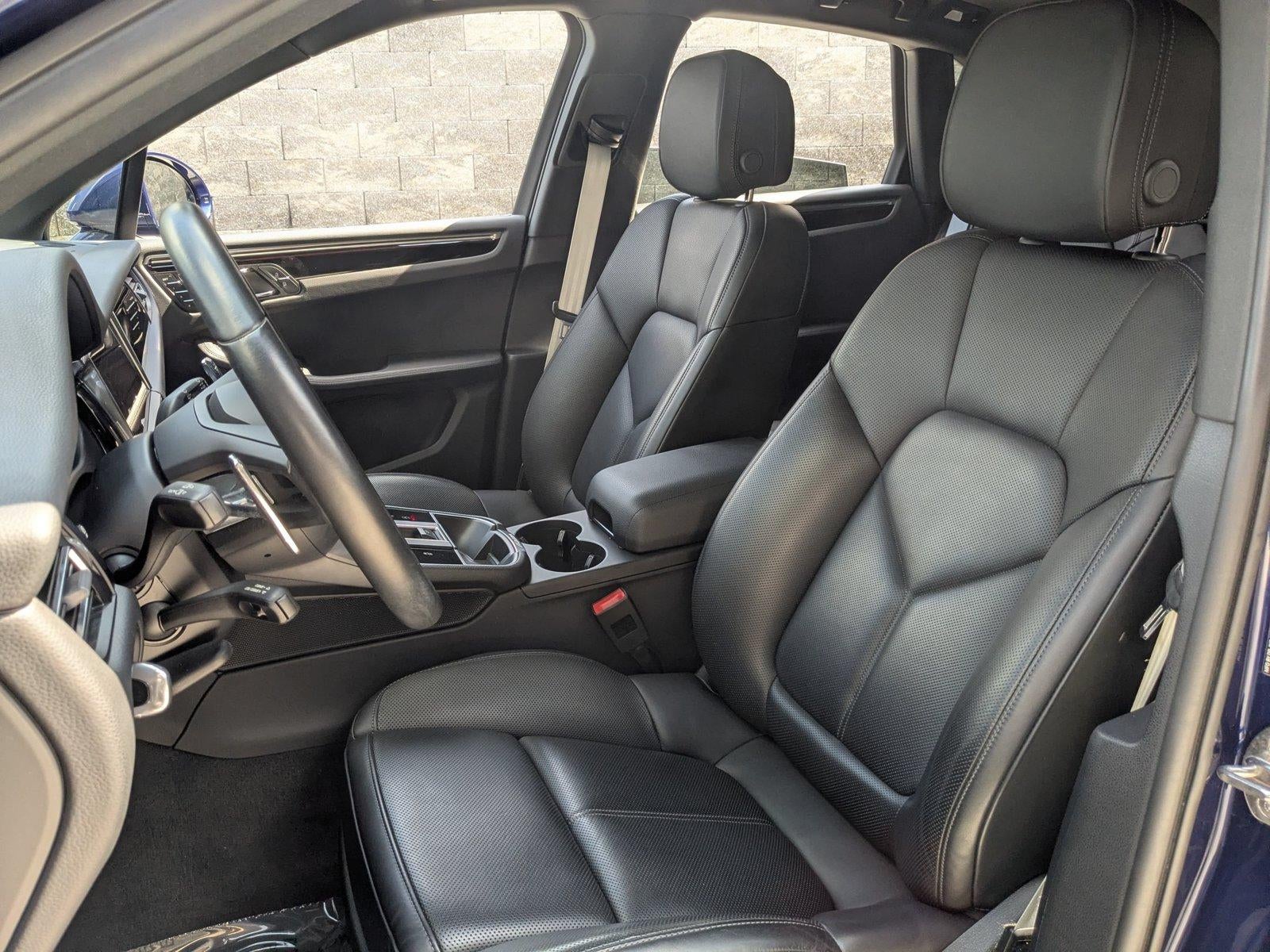 2023 Porsche Macan AWD