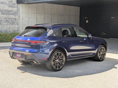 2023 Porsche Macan AWD