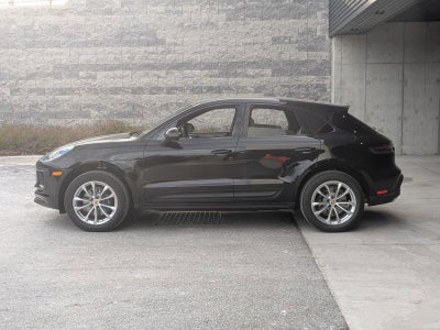 2026 Porsche Macan AWD