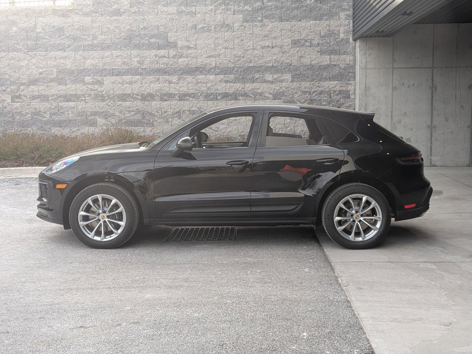 2026 Porsche Macan AWD