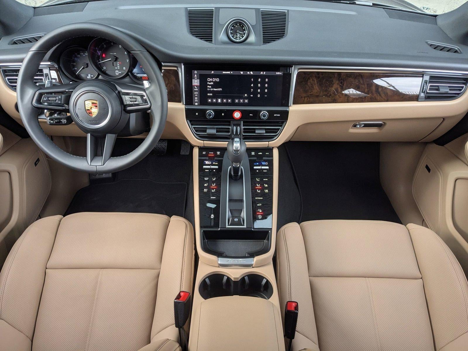 2026 Porsche Macan AWD