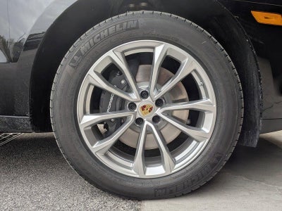 2026 Porsche Macan AWD