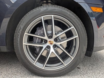 2023 Porsche Macan AWD