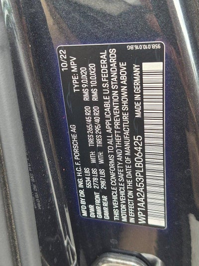 2023 Porsche Macan AWD