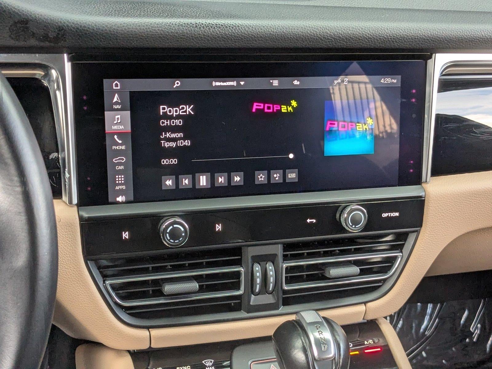 2023 Porsche Macan AWD