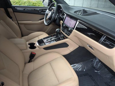 2023 Porsche Macan AWD