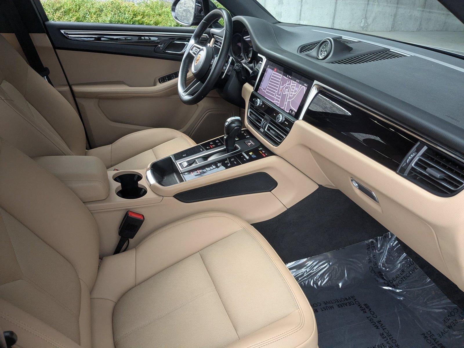 2023 Porsche Macan AWD
