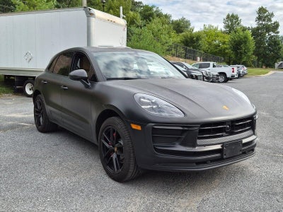 2023 Porsche Macan AWD