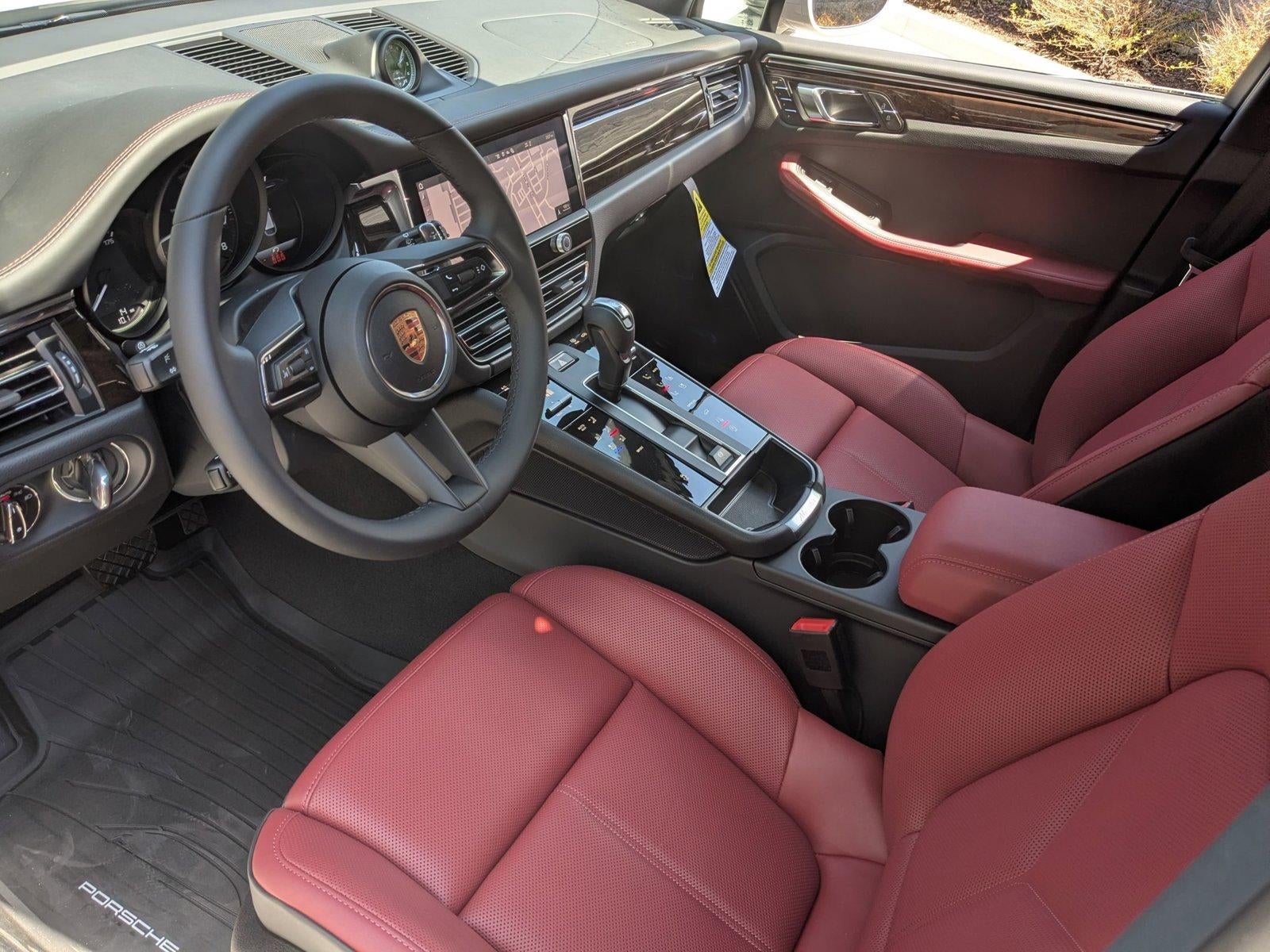 2026 Porsche Macan AWD