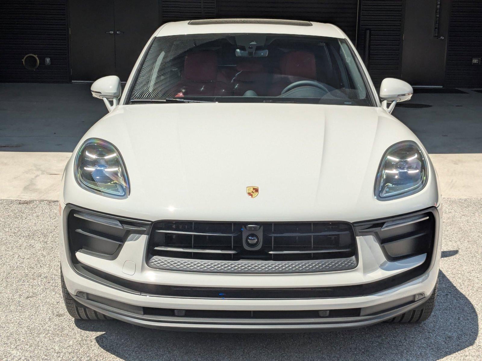 2026 Porsche Macan AWD