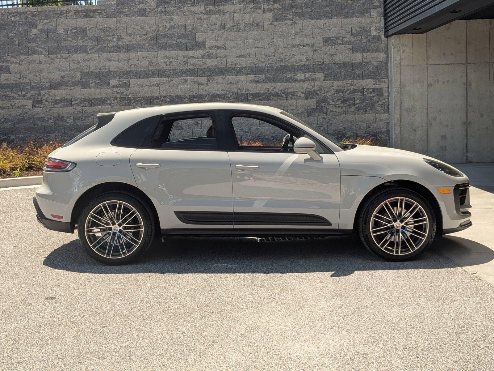 2026 Porsche Macan AWD