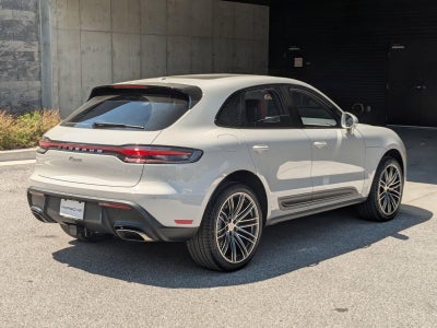 2026 Porsche Macan AWD