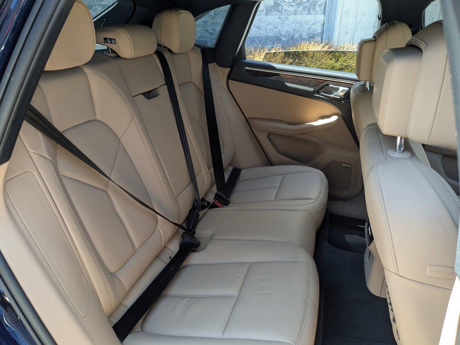 2023 Porsche Macan AWD
