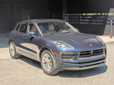 2023 Porsche Macan AWD