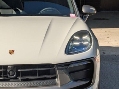 2026 Porsche Macan T AWD