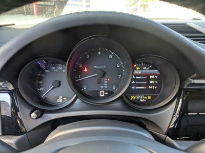 2026 Porsche Macan T AWD