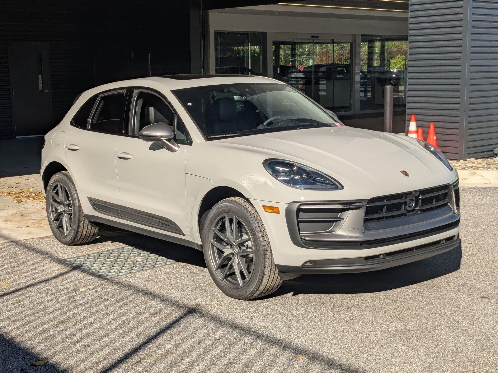 2026 Porsche Macan T AWD