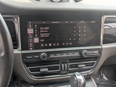 2020 Porsche Macan AWD