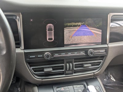 2020 Porsche Macan AWD