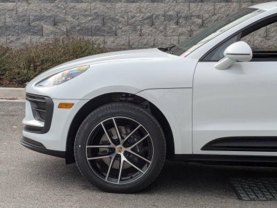 2026 Porsche Macan AWD