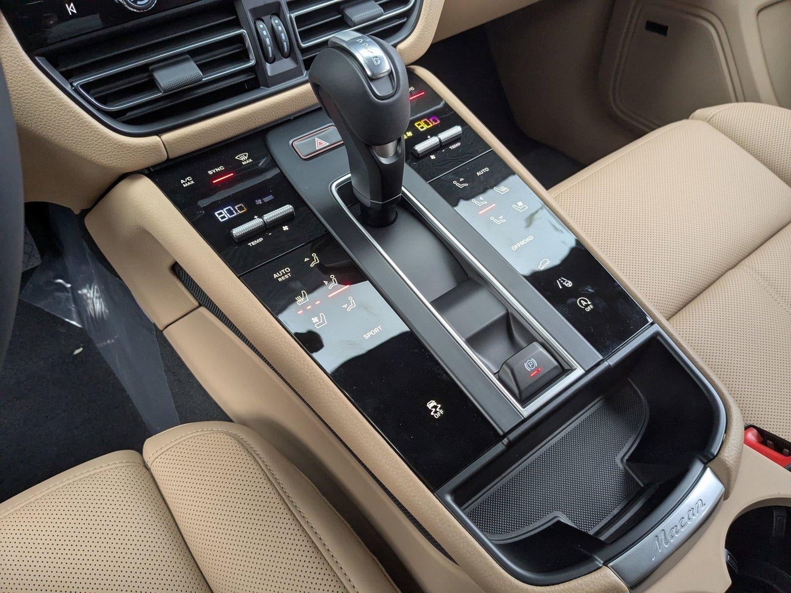 2026 Porsche Macan AWD