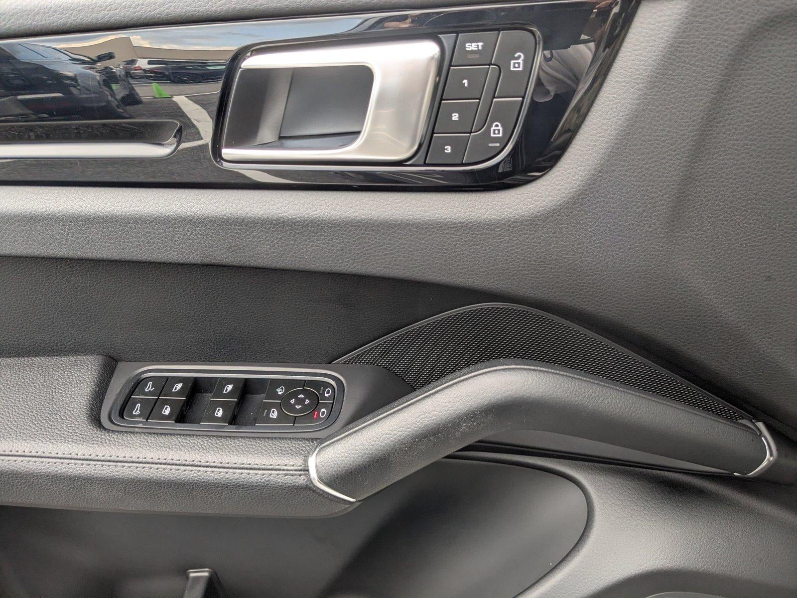2023 Porsche Cayenne AWD
