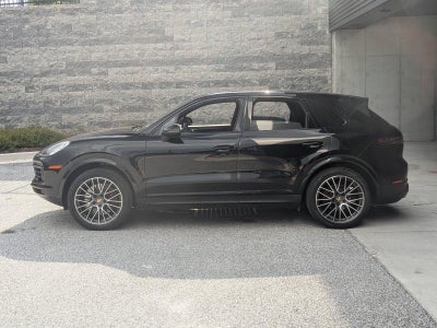 2023 Porsche Cayenne AWD