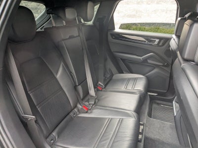 2023 Porsche Cayenne AWD