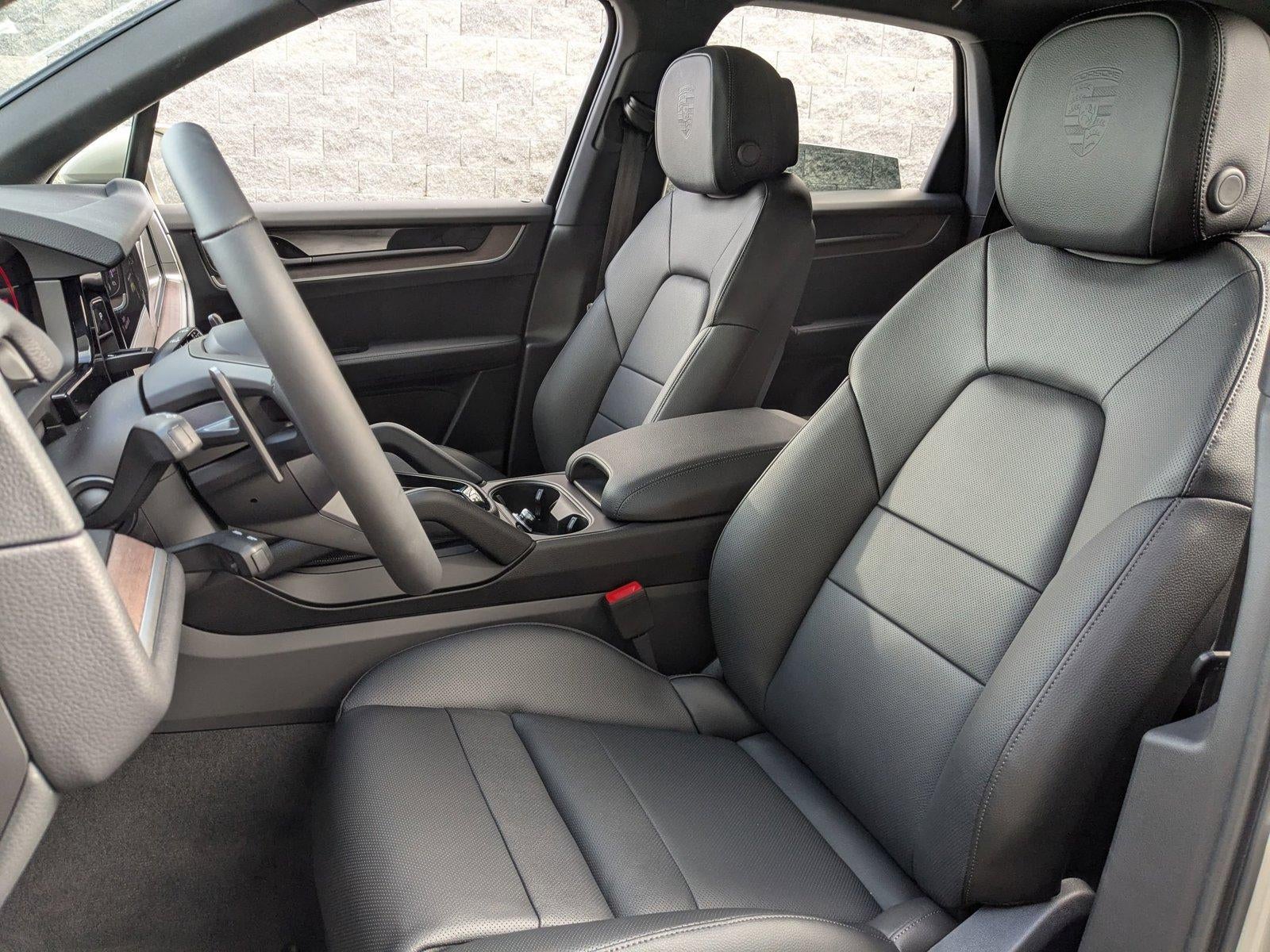 2026 Porsche Cayenne AWD