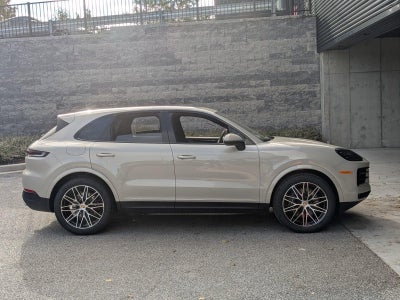 2026 Porsche Cayenne AWD
