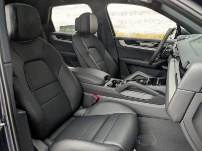 2026 Porsche Cayenne AWD