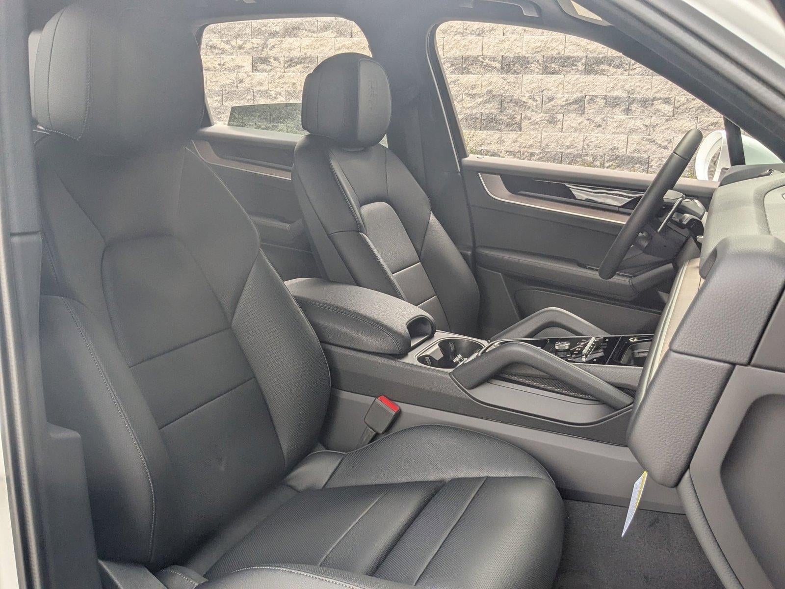 2025 Porsche Cayenne E-Hybrid AWD