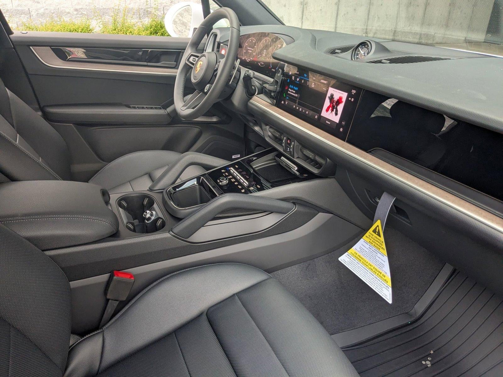 2025 Porsche Cayenne E-Hybrid AWD