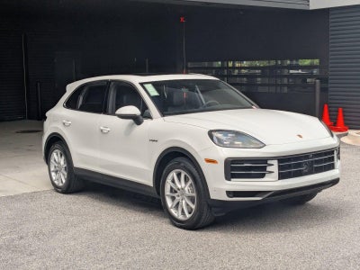 2025 Porsche Cayenne E-Hybrid AWD