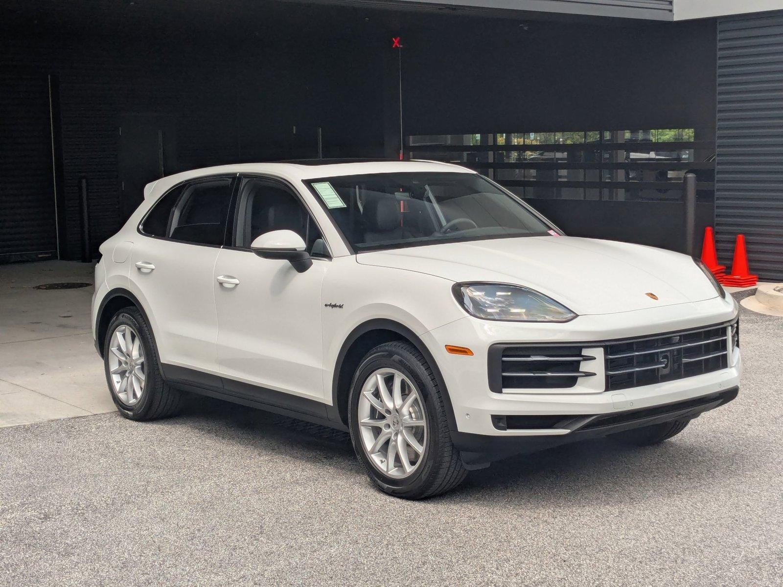 2025 Porsche Cayenne E-Hybrid AWD