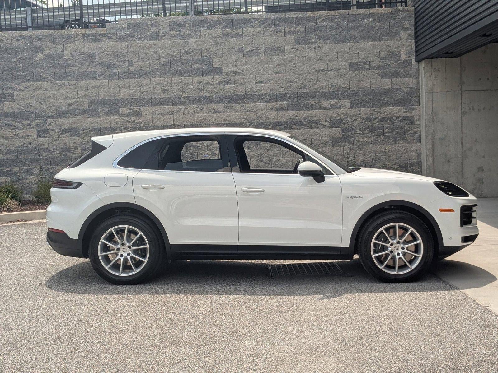 2025 Porsche Cayenne E-Hybrid AWD