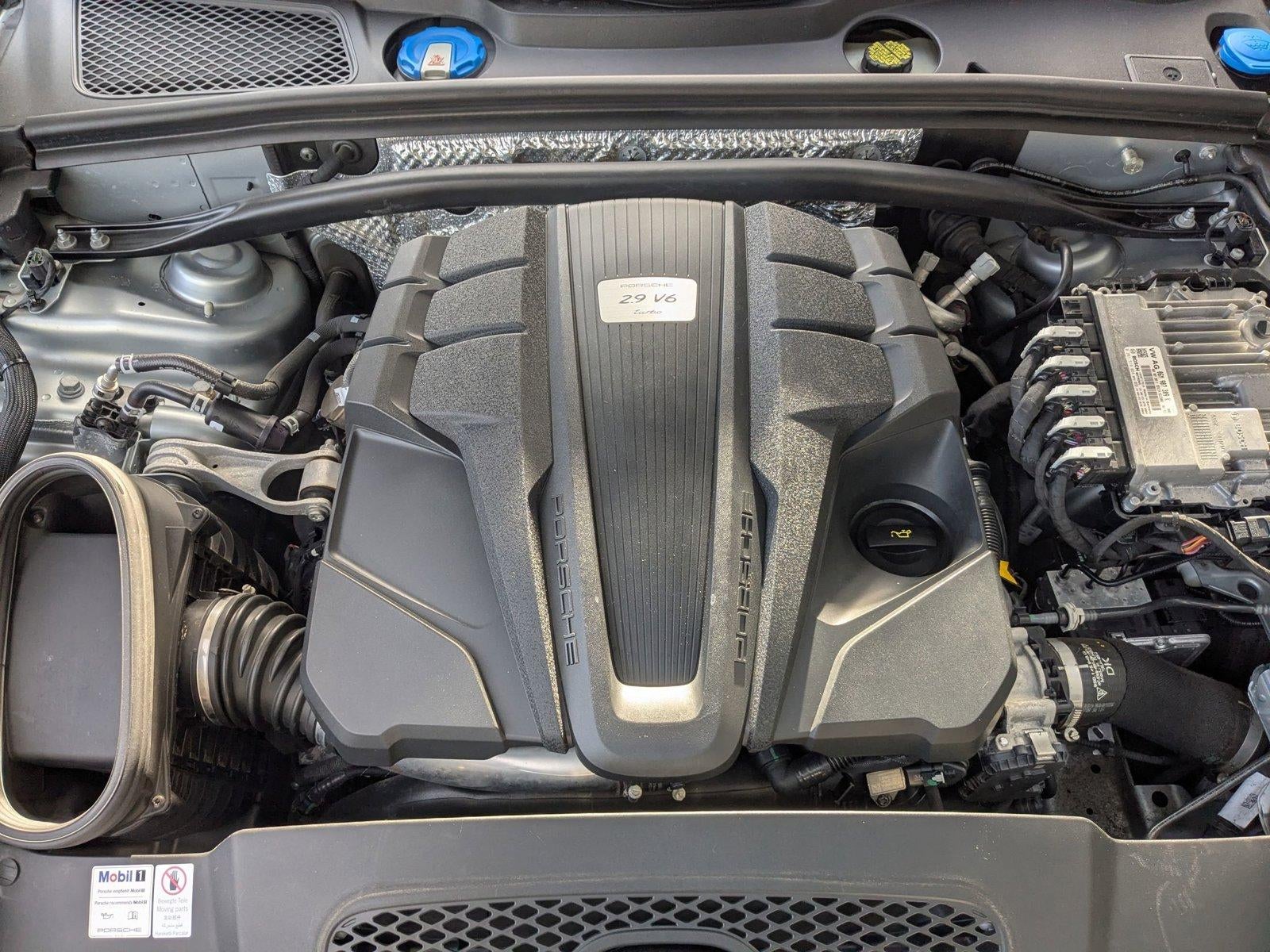 2020 Porsche Macan Turbo AWD