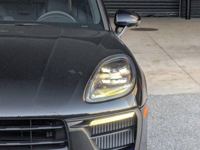 2026 Porsche Macan S AWD
