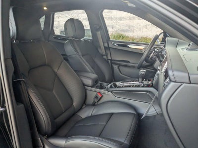 2026 Porsche Macan S AWD