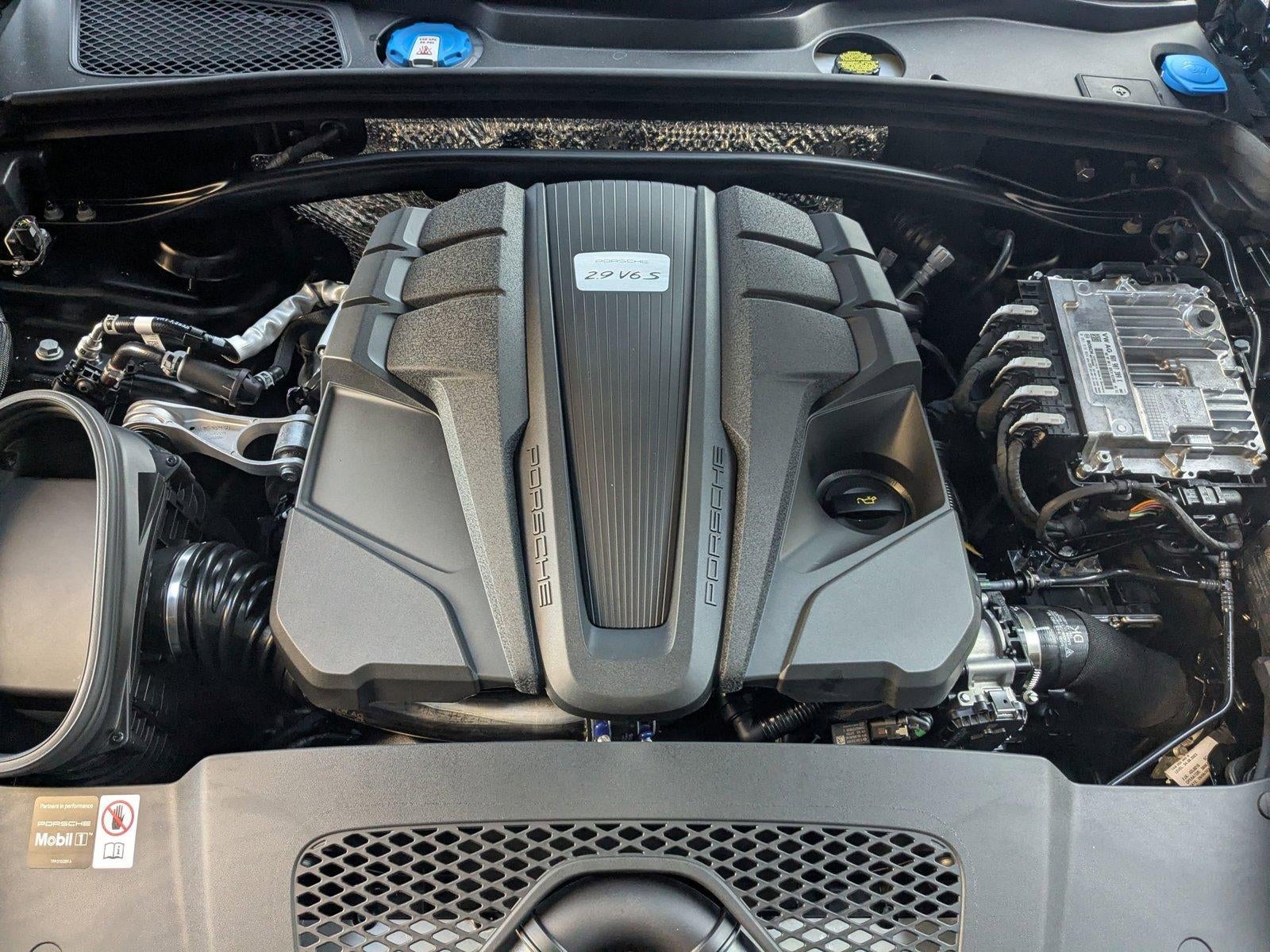 2026 Porsche Macan S AWD