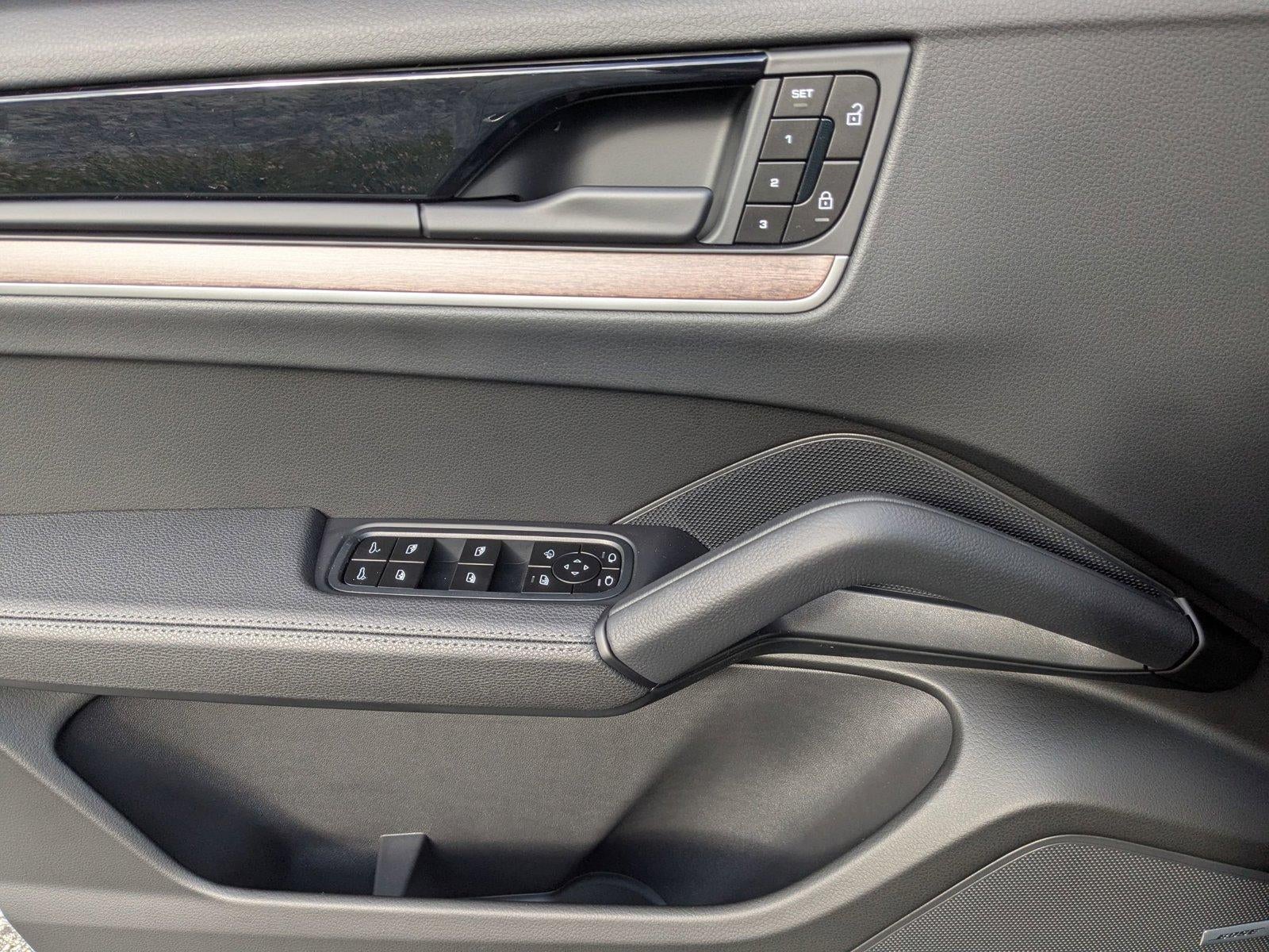2026 Porsche Cayenne Coupe AWD