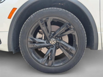 2024 Volkswagen Tiguan SE R-Line Black